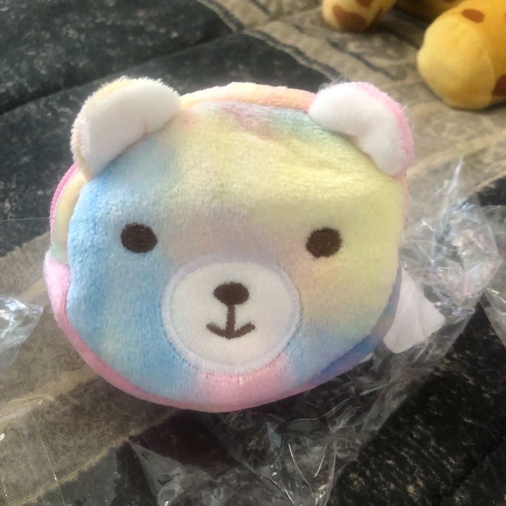 Cute coin purse. - Picture 3 of 4
